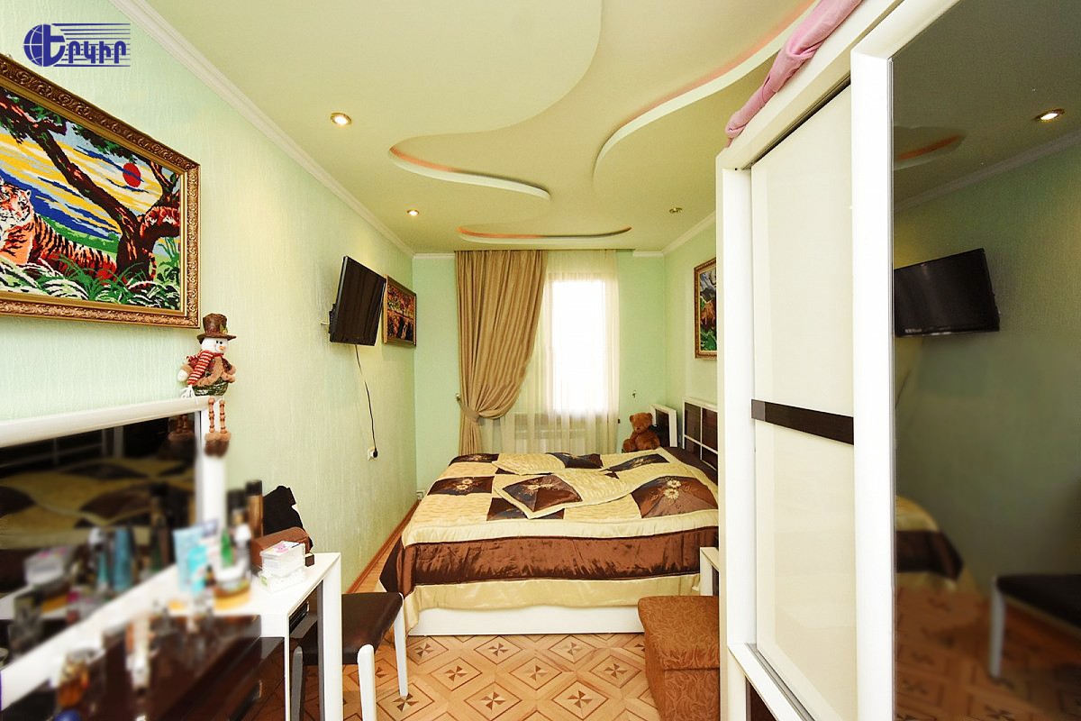 Բնակարաններ Կոդ` 9+3409105