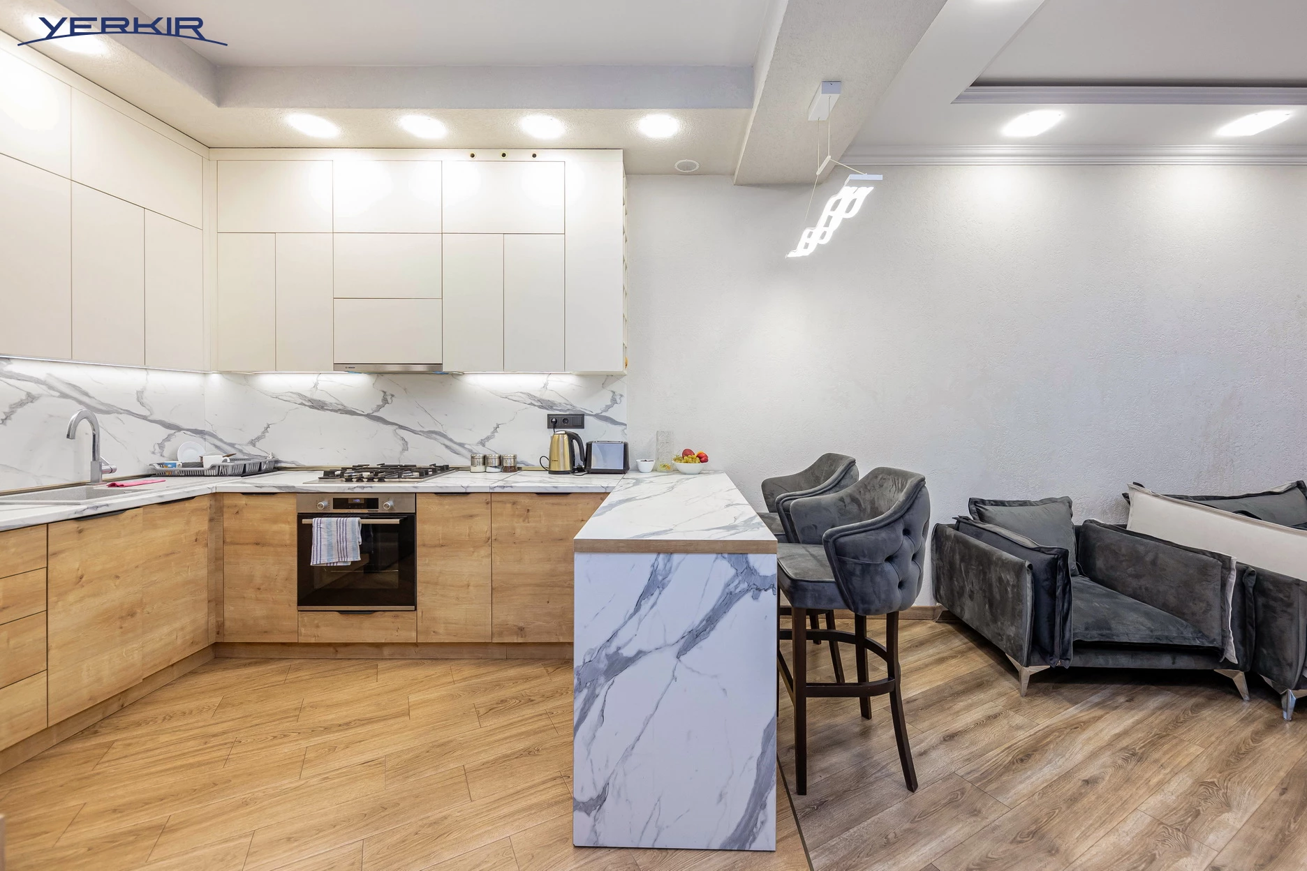 Բնակարաններ Կոդ` 5+214462