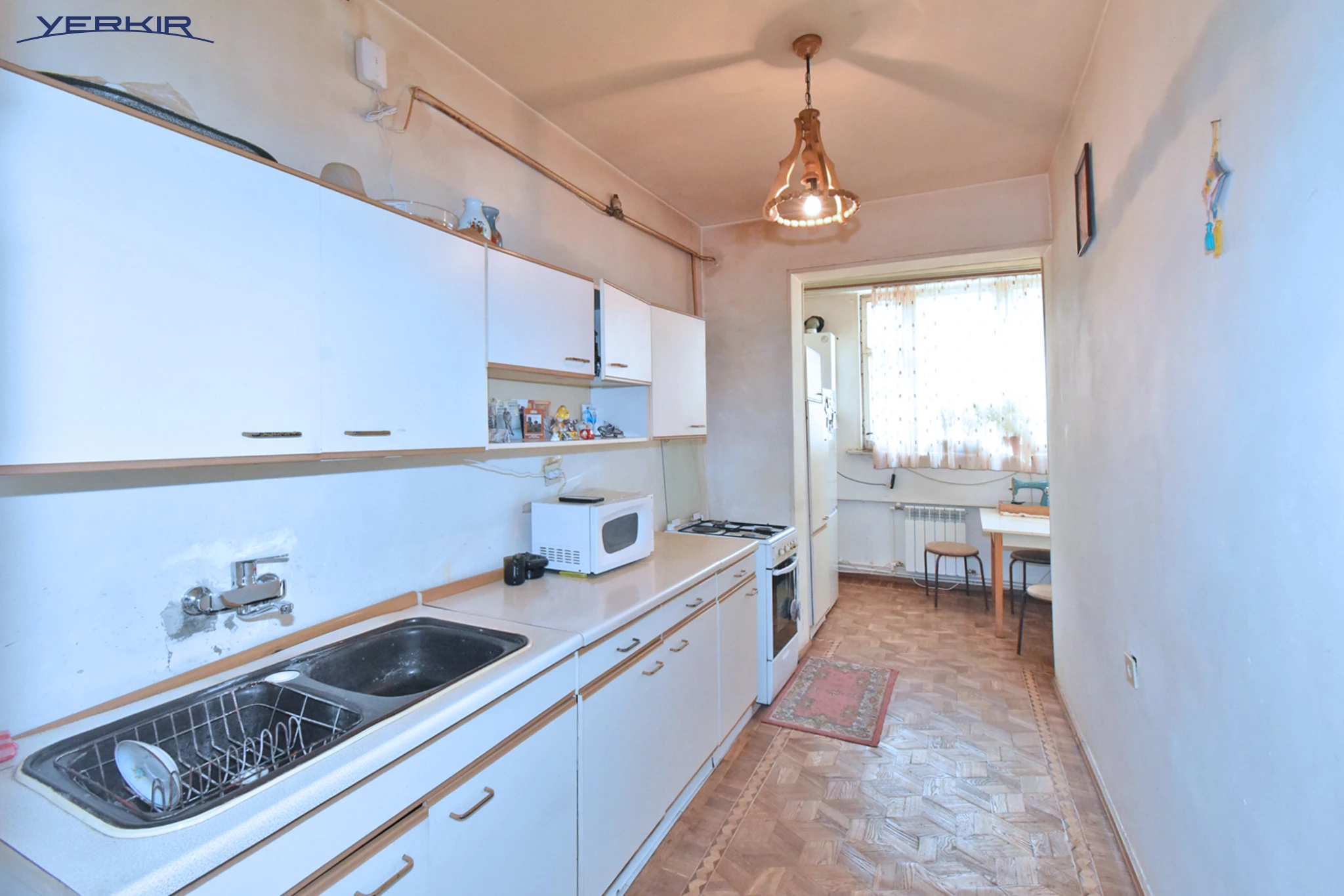 Apartments Code: 5+321368