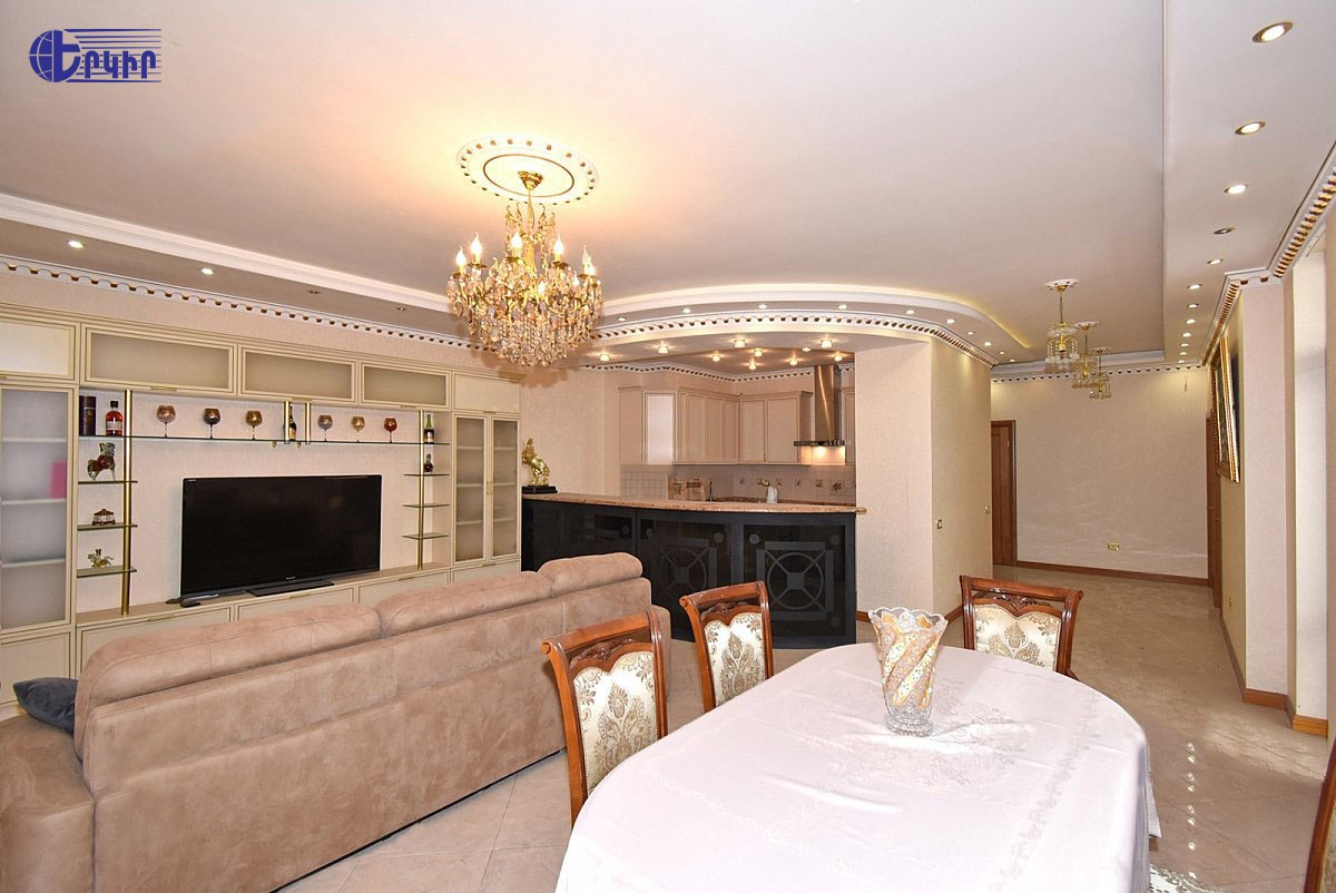 Apartments Code: 5+301152