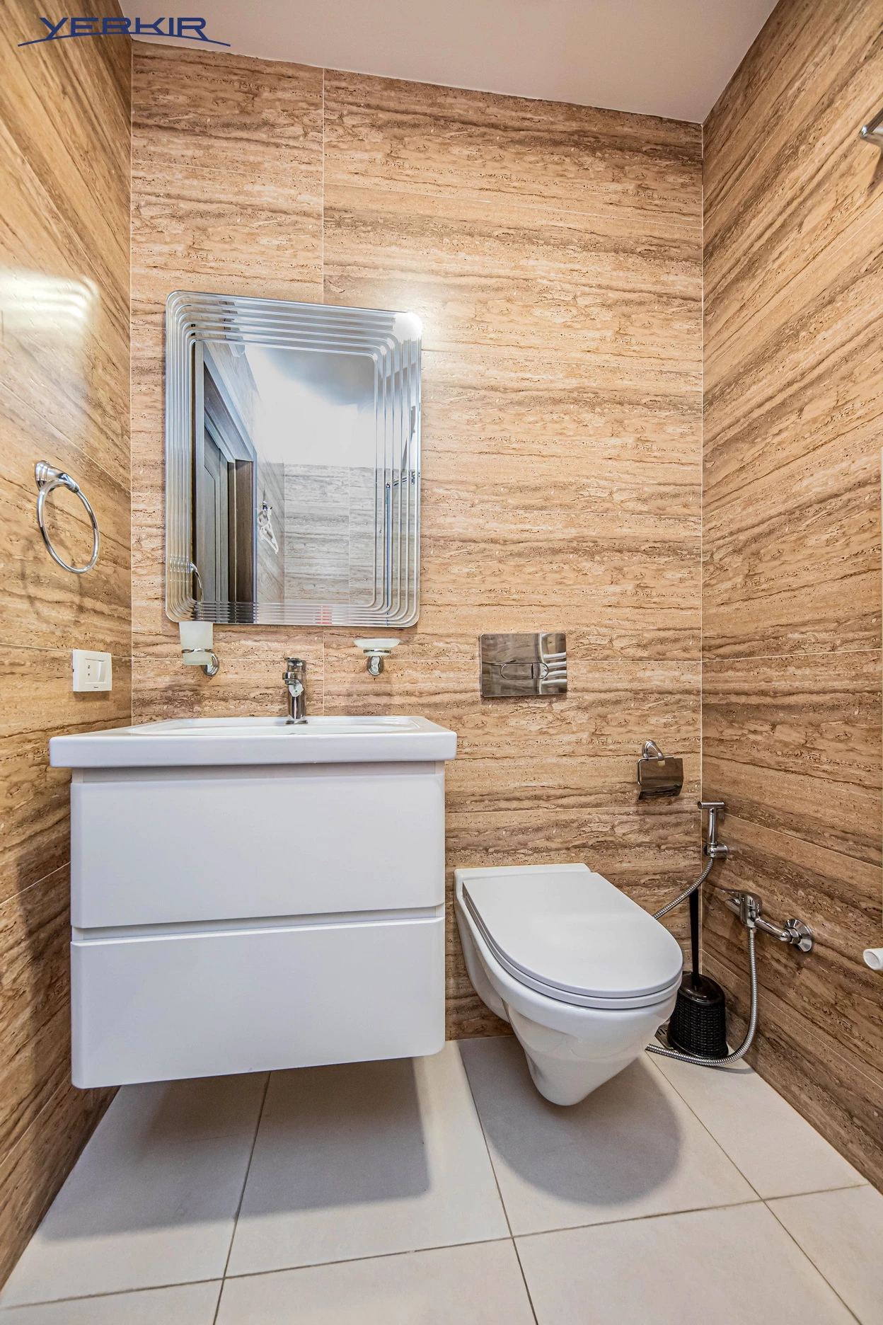 Apartments Code: d+5+214817