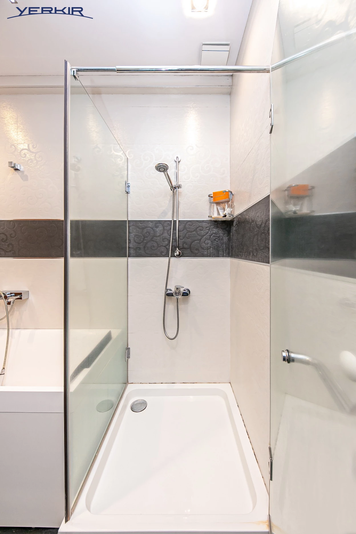 Apartments Code: 5+317840