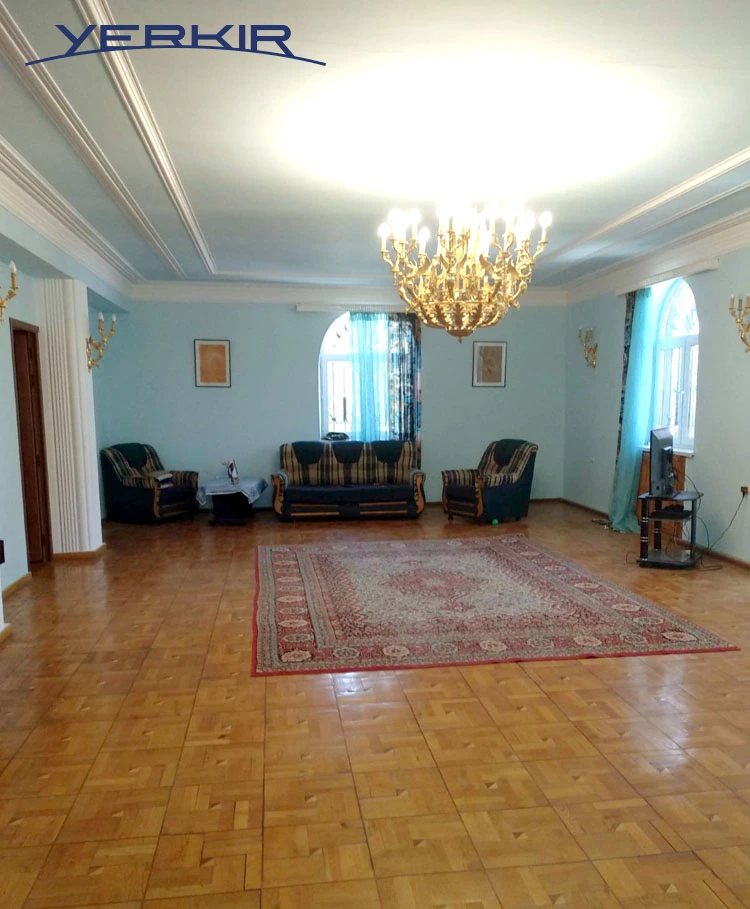 Առանձնատներ Կոդ` 6+50936