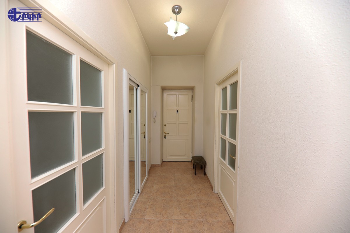 Apartments Code: 5+22322