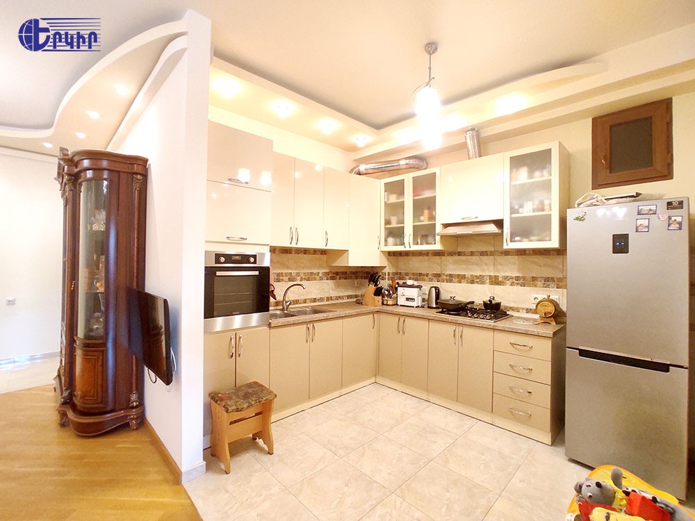 Բնակարաններ Կոդ` 10+31913