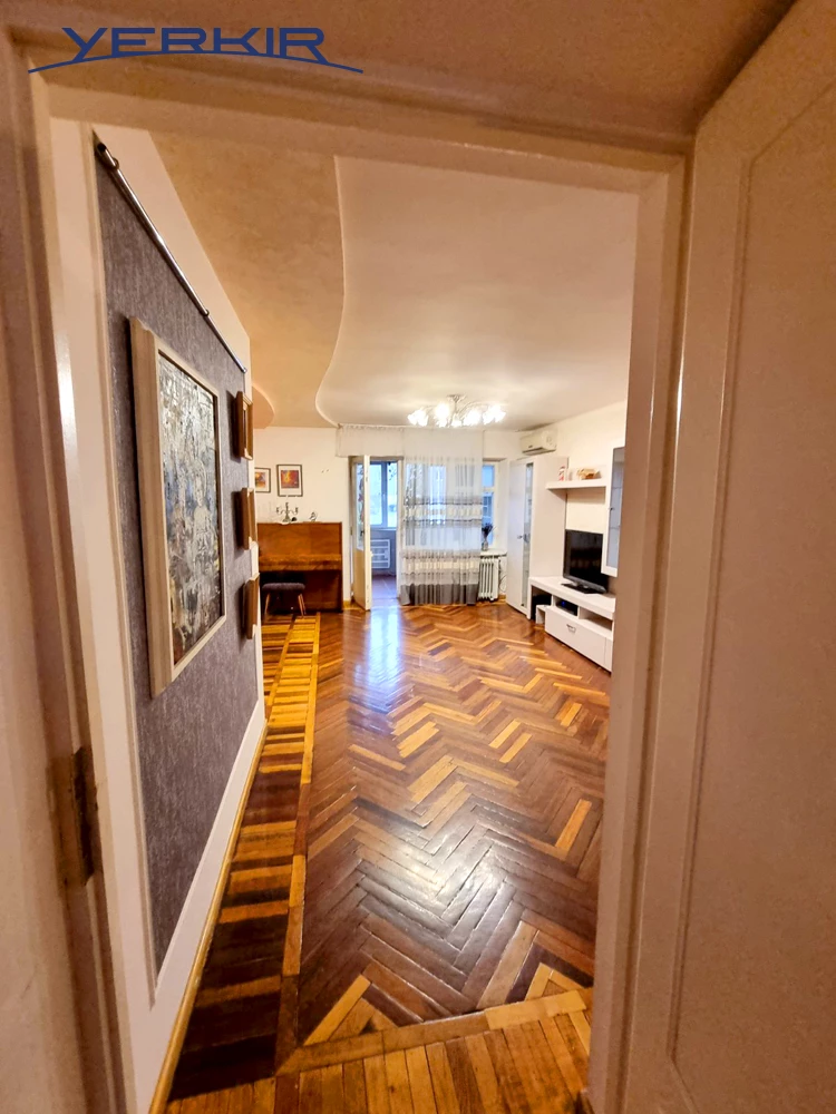 Բնակարաններ Կոդ` 9+309728