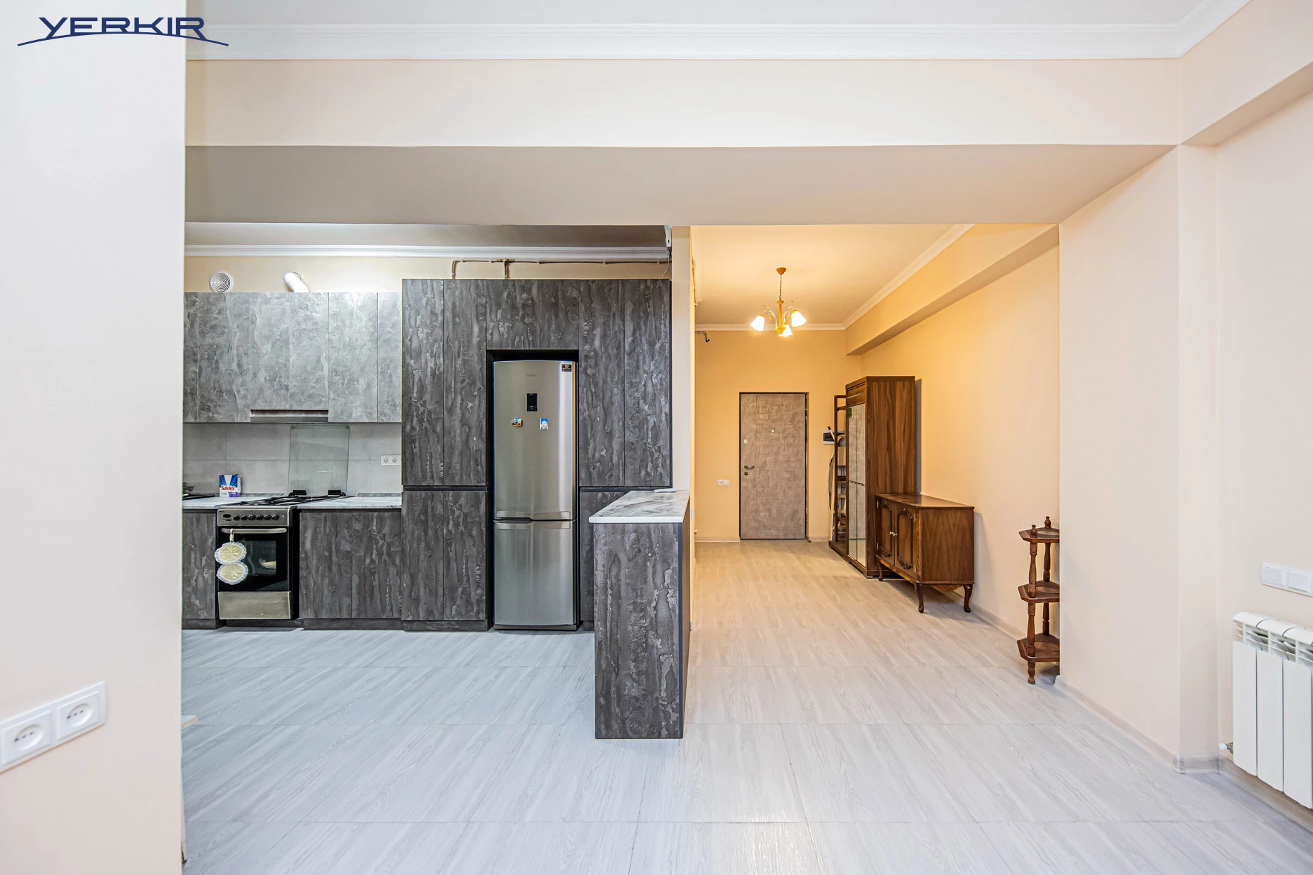 Բնակարաններ Կոդ` 5+214505