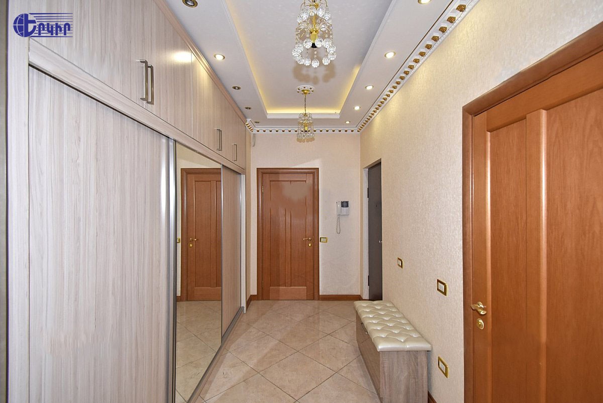 Квартиры Код 5+301152