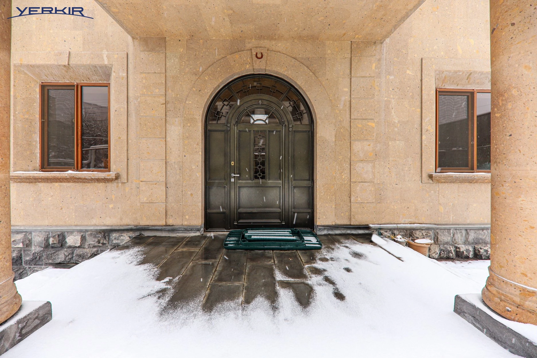 Առանձնատներ Կոդ` 9+515526