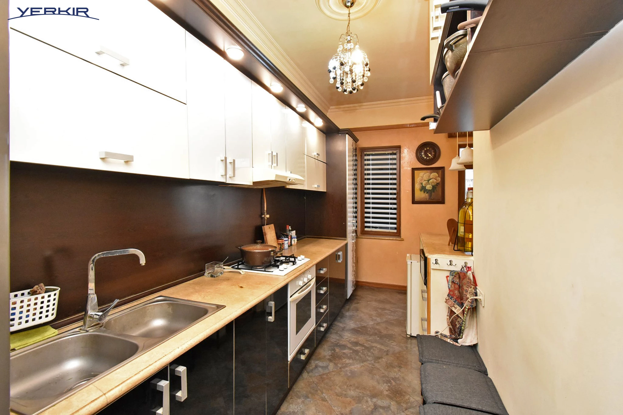 Apartments Code: 5+319464