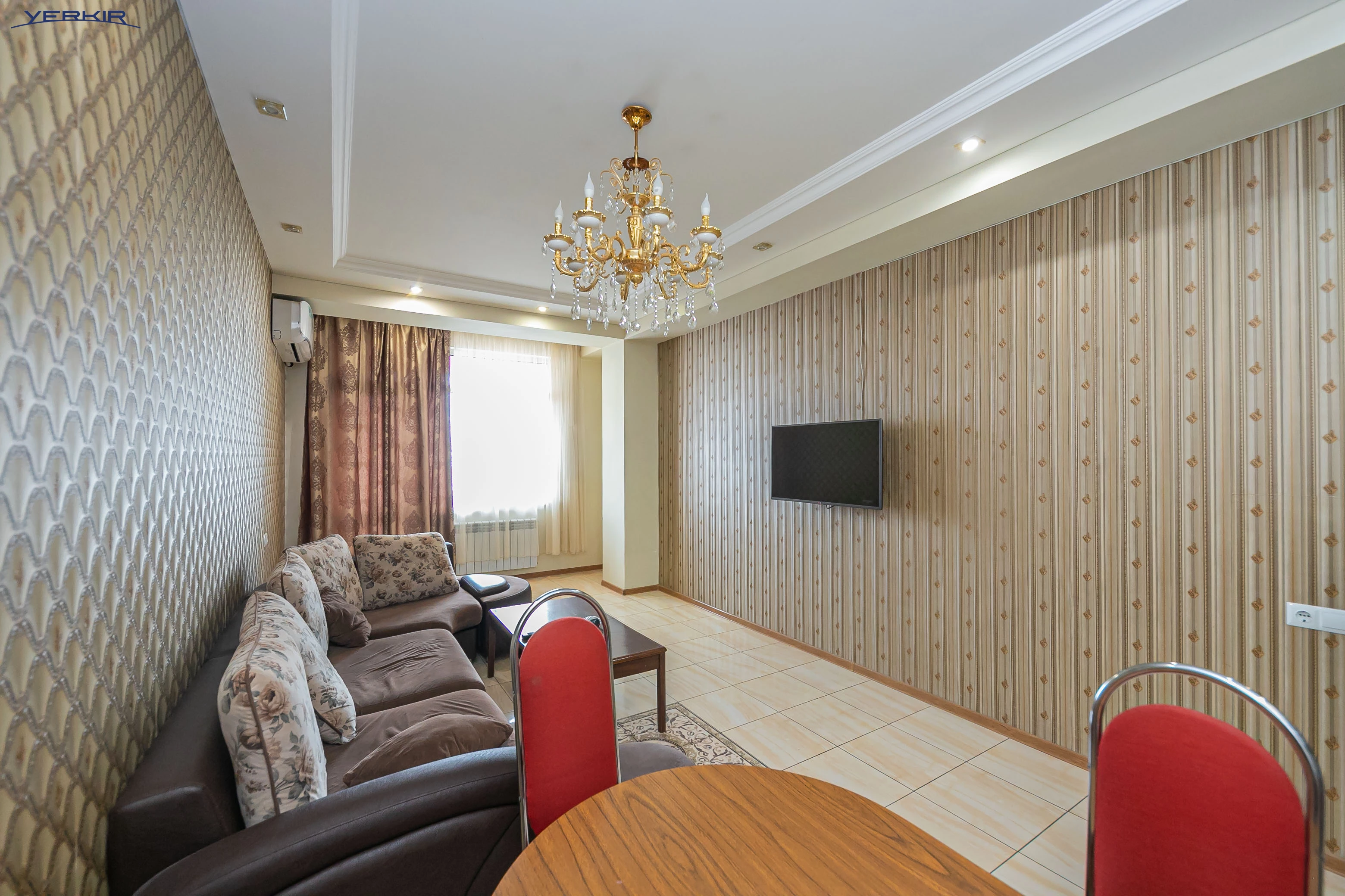 Apartments Code: 5+321520