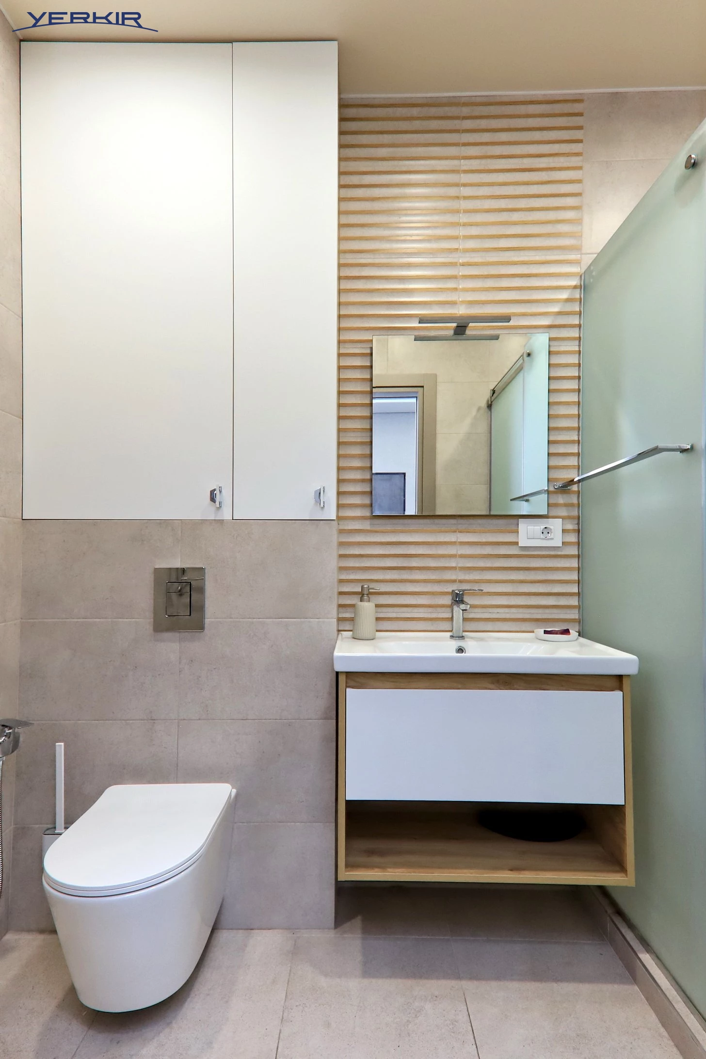 Apartments Code: 9+4161020