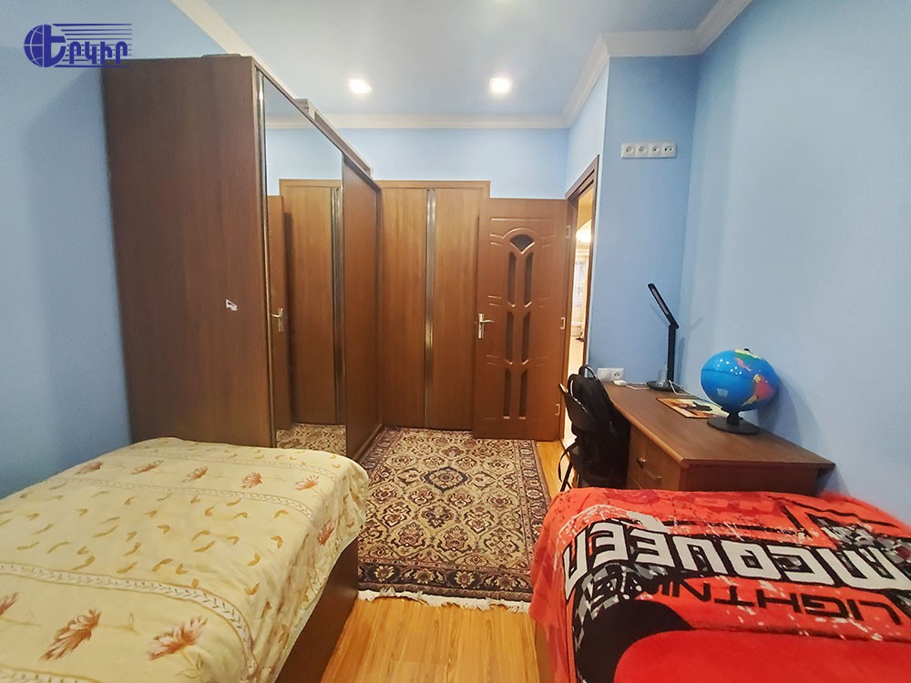 Առանձնատներ Կոդ` 2+51008