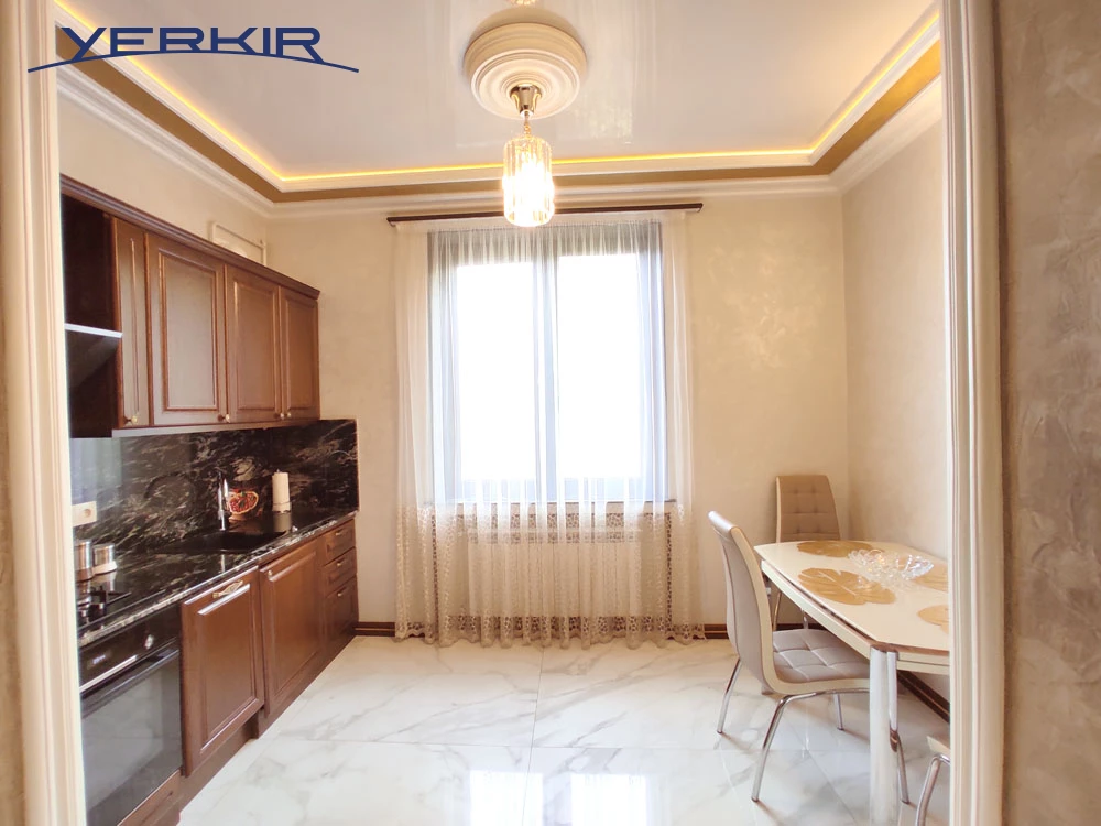 Apartments Code: 10+306592