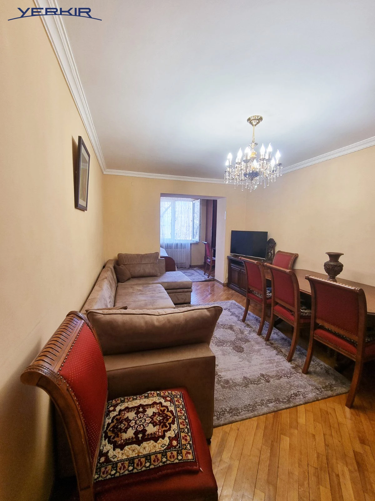 Բնակարաններ Կոդ` 5+3898309