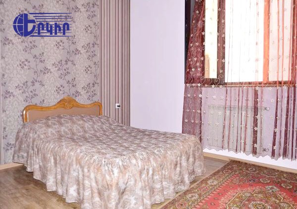 Առանձնատներ Կոդ` 6+50914