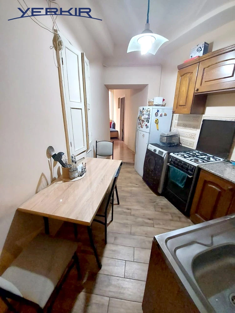 Apartments Code: 5+209346