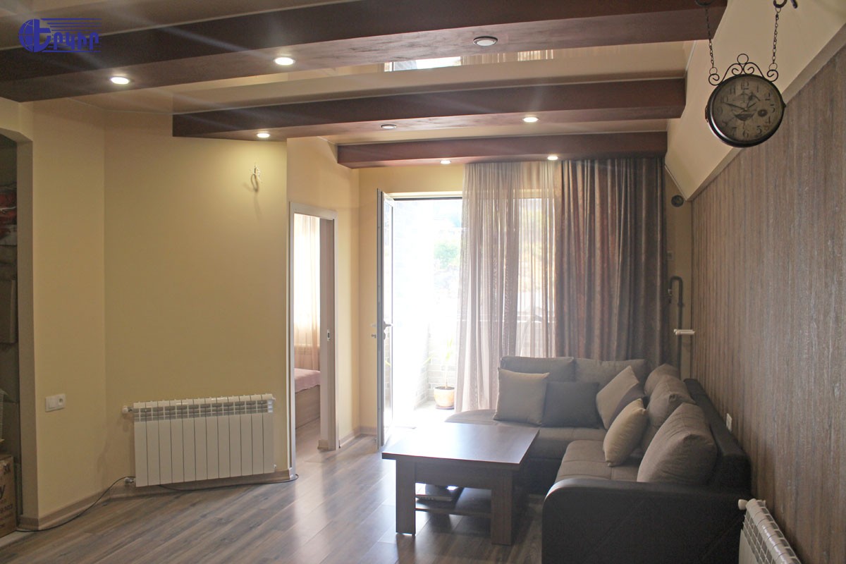 Apartments Code: 9+80033