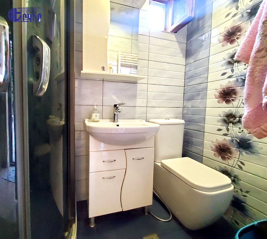 Առանձնատներ Կոդ` 2+51008