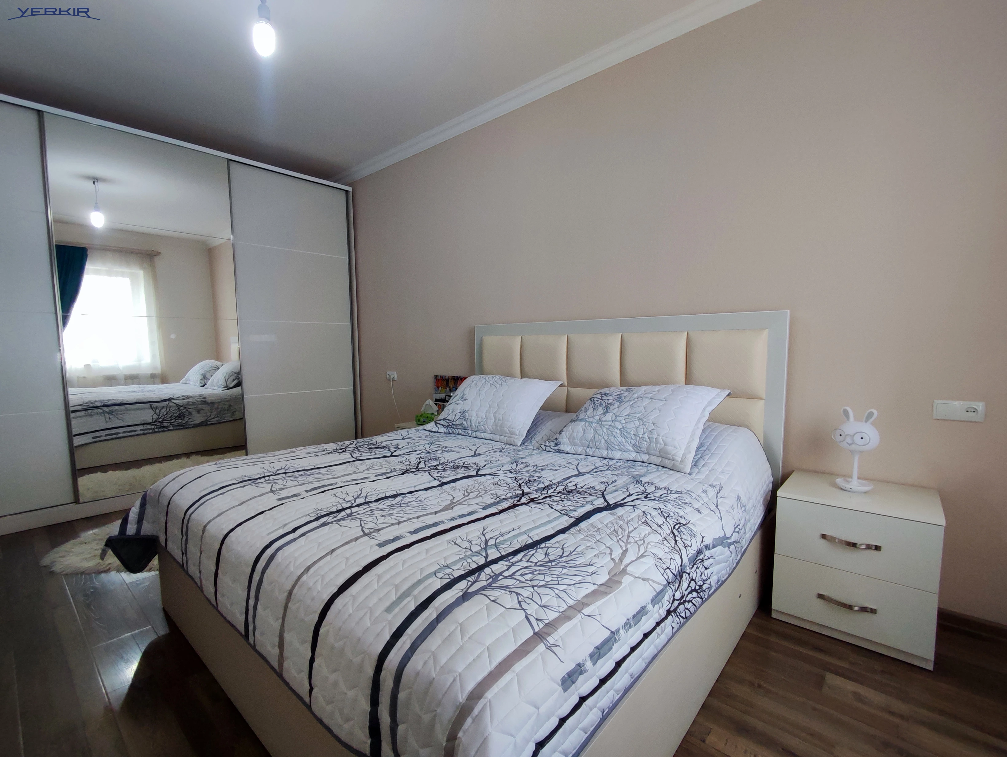 Առանձնատներ Կոդ` 4+515956