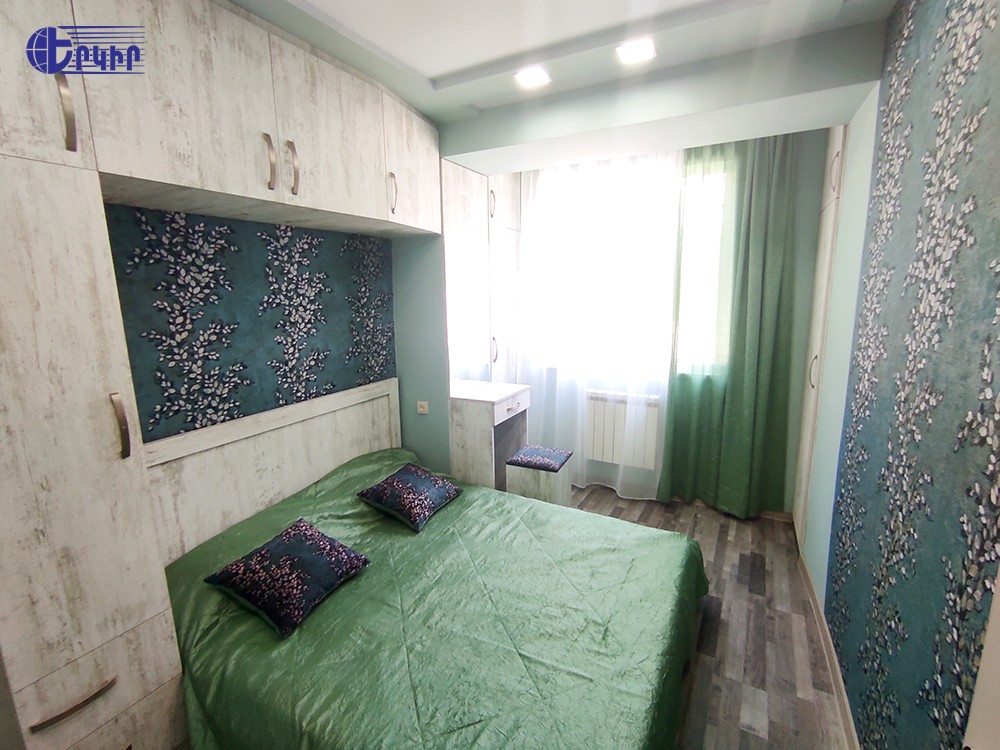 Բնակարաններ Կոդ` 5+22196