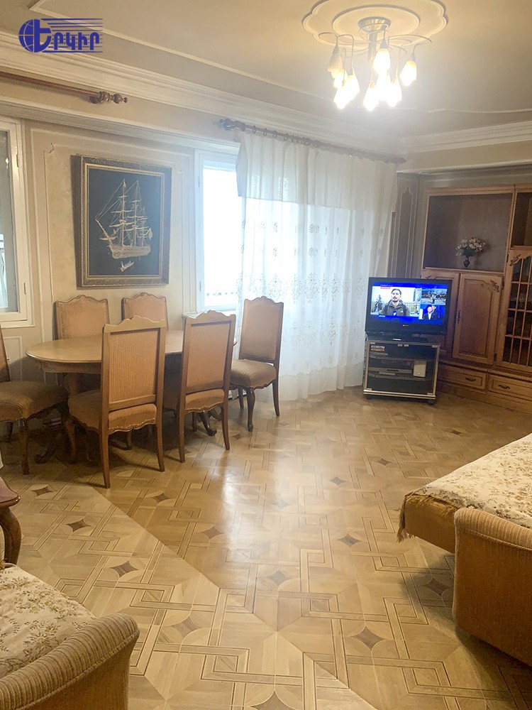 Բնակարաններ Կոդ` 6+201985