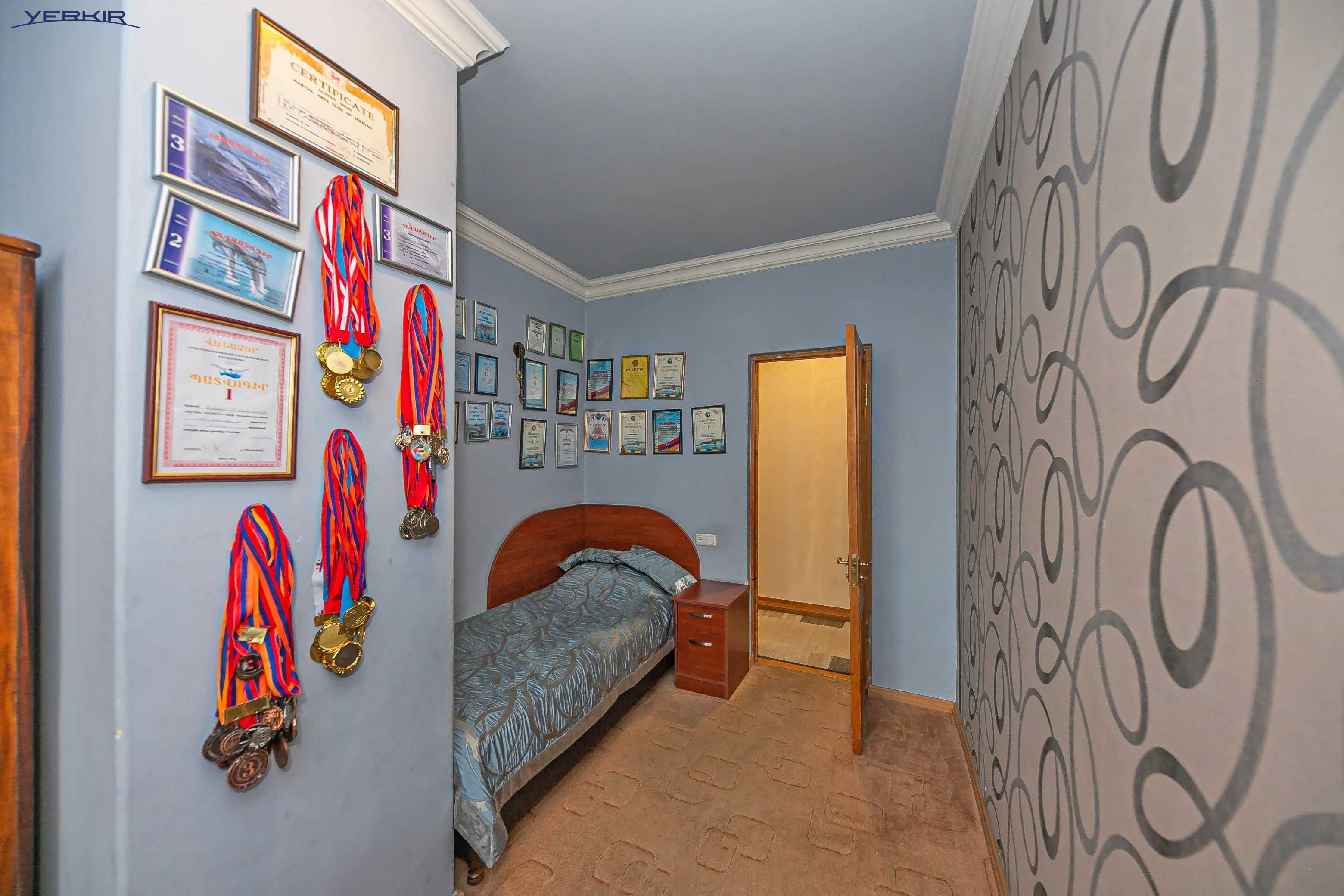 Apartments Code: 2+819685