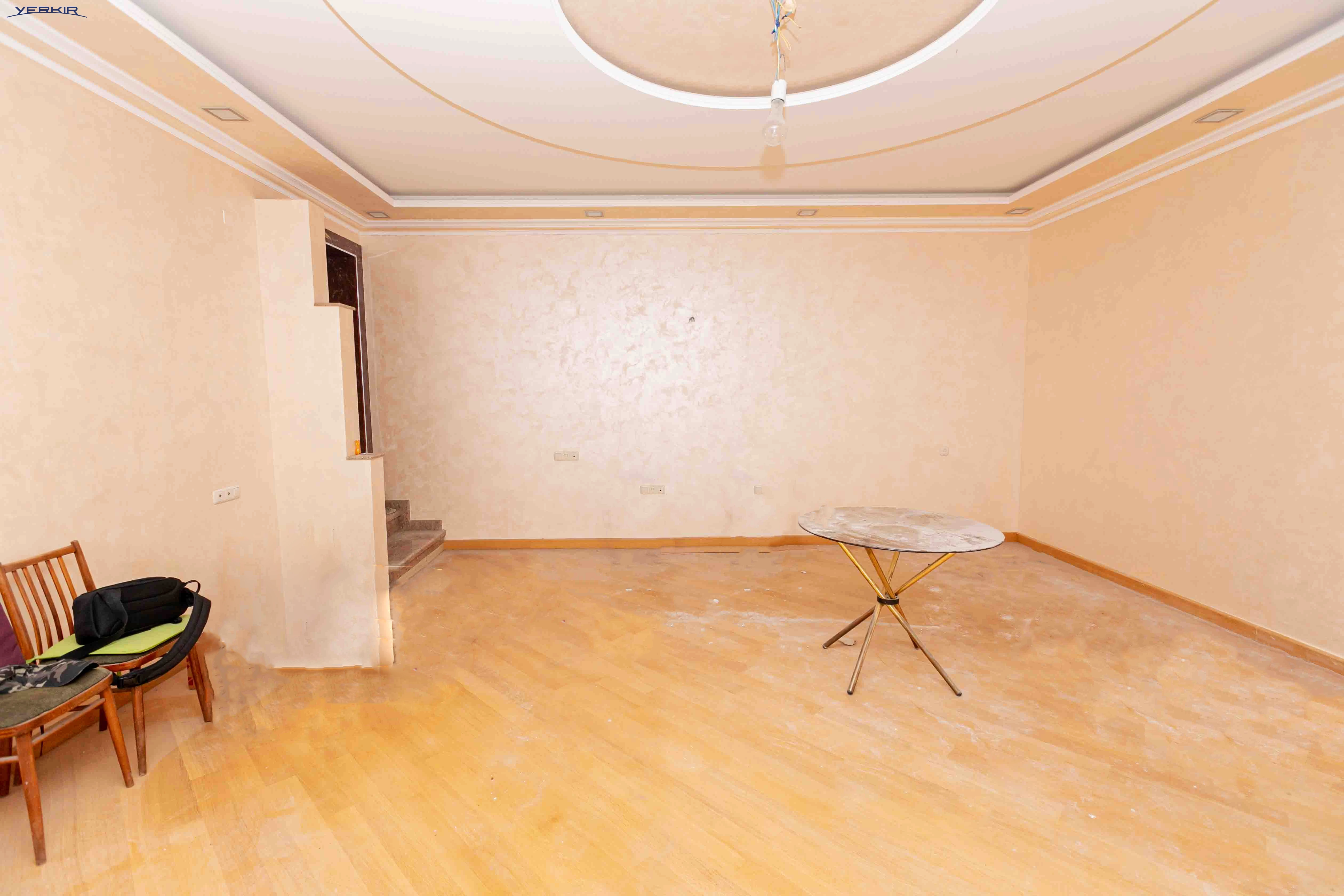 Квартиры Код 5+219467