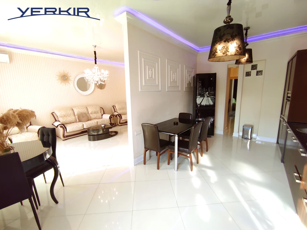 Apartments Code: 5+306397