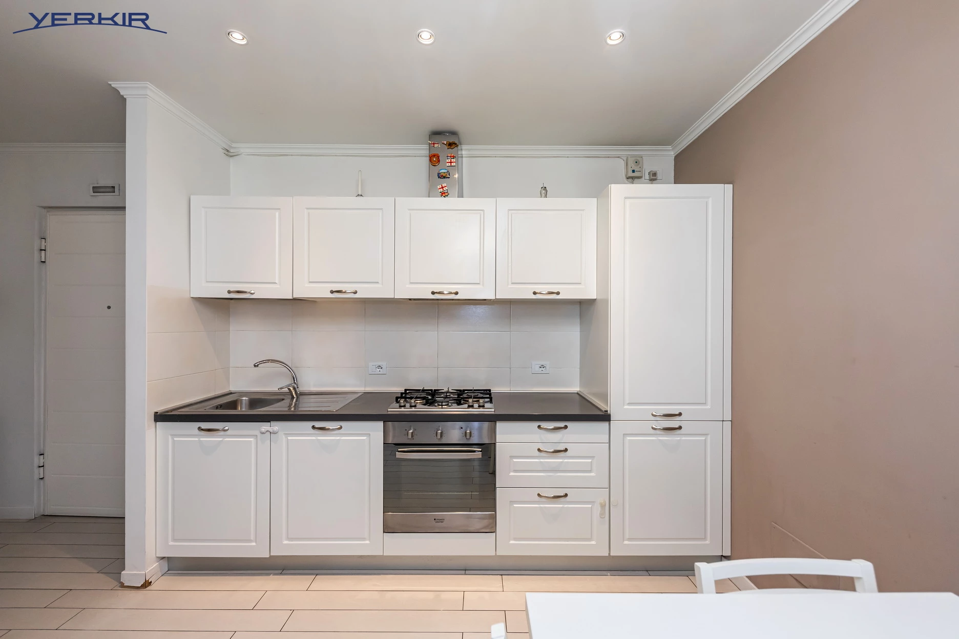 Բնակարաններ Կոդ` 5+217211