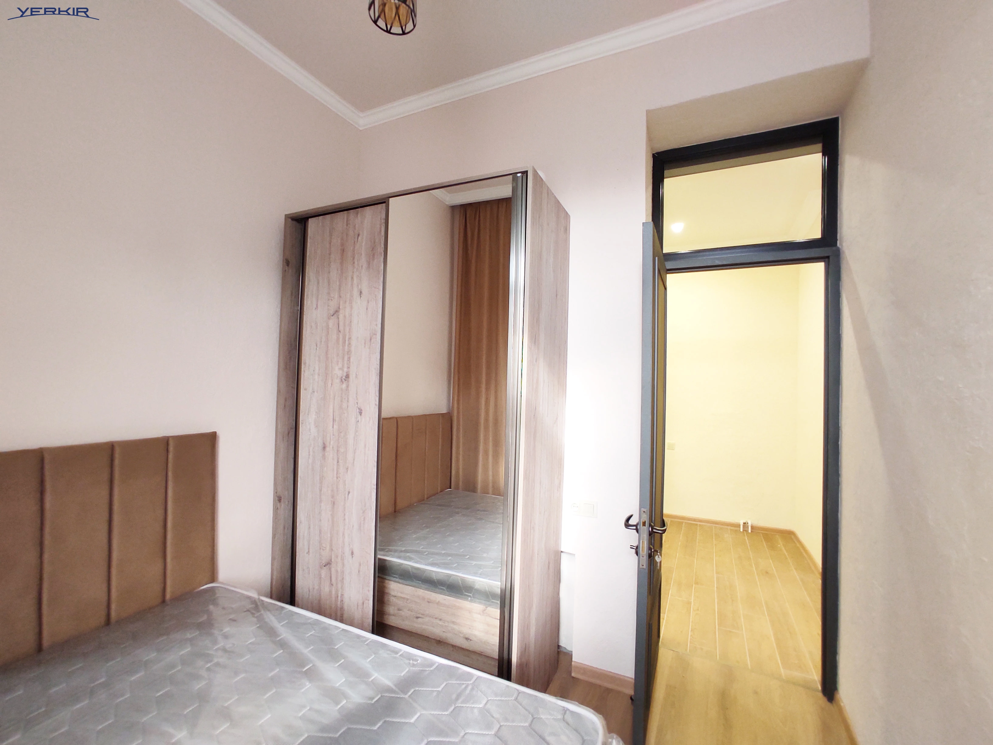 Apartments Code: 10+314810