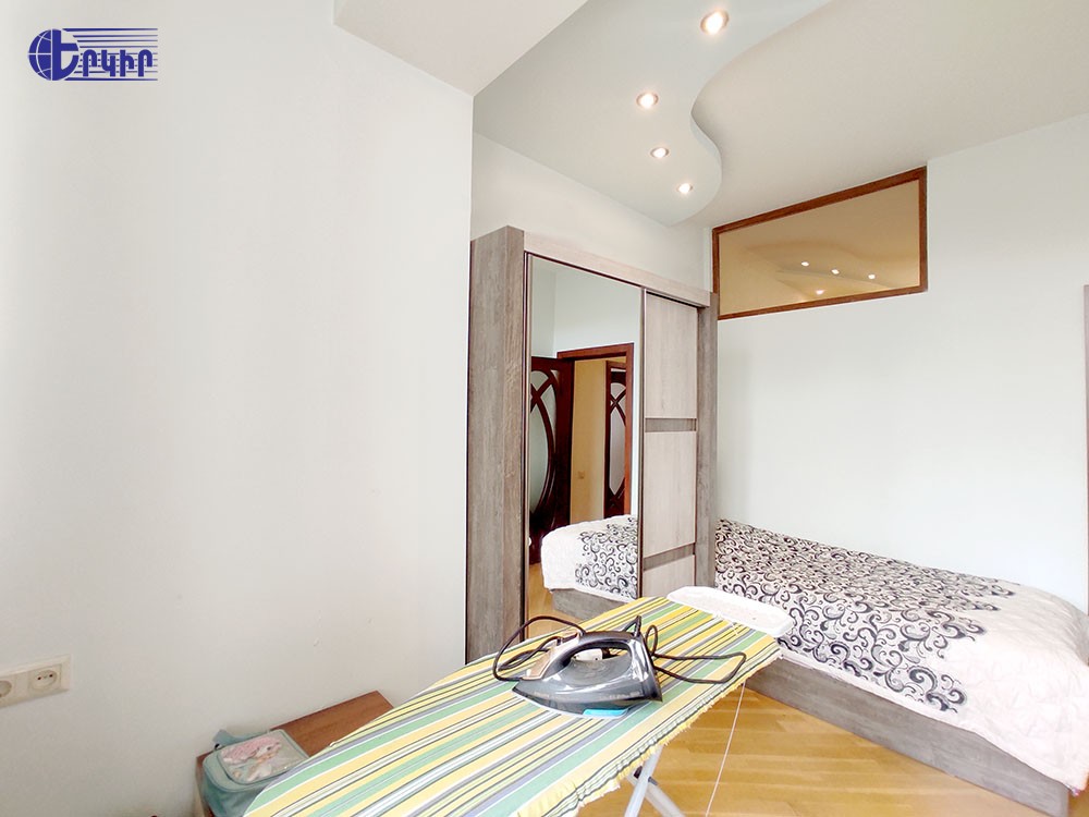 Բնակարաններ Կոդ` 10+31913