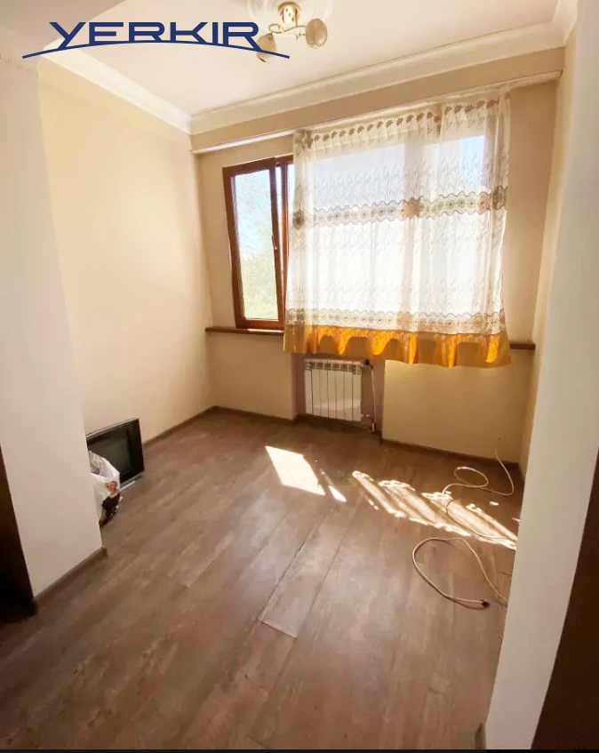 Apartments Code: 10+216821