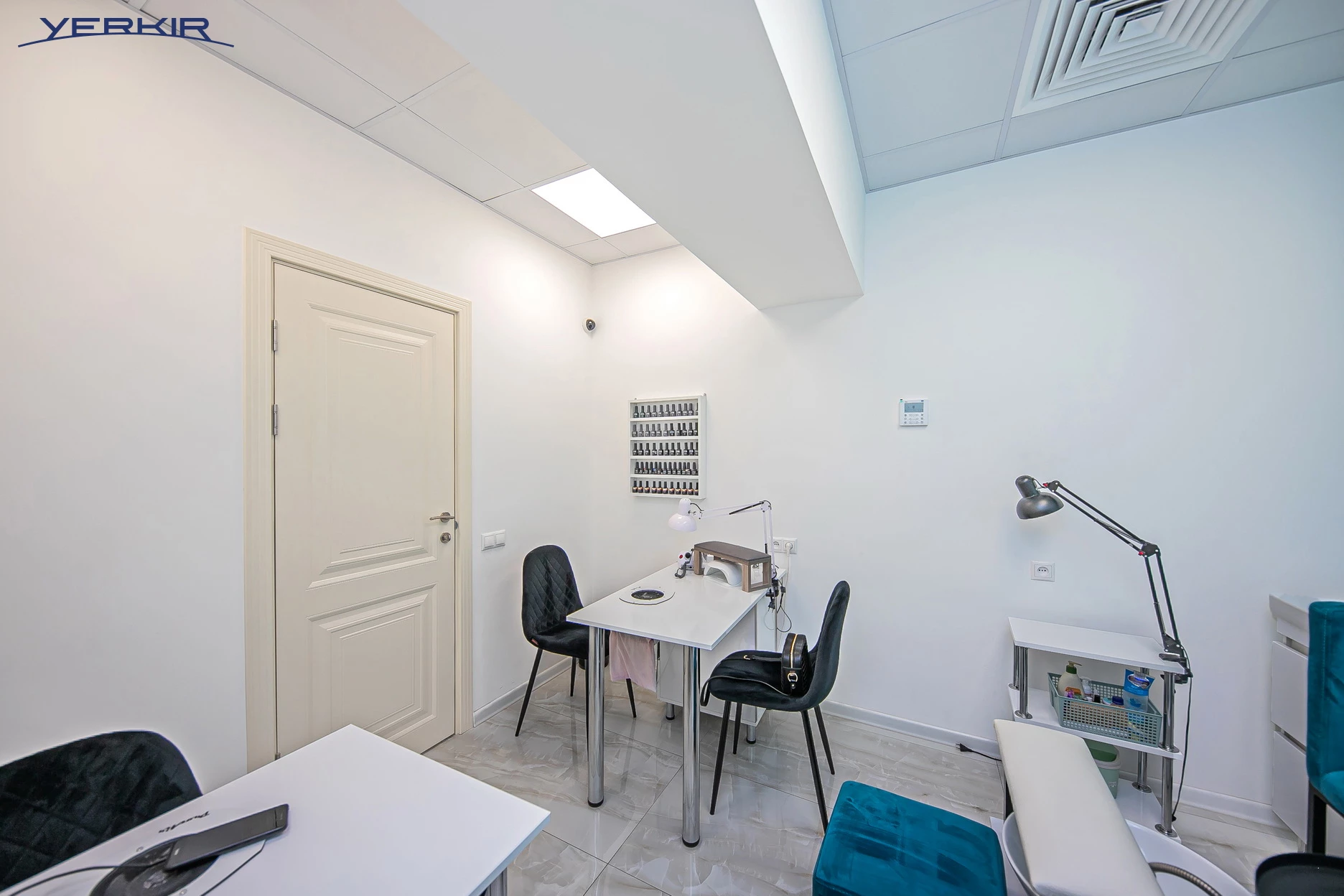 Коммерческие недвижимости Код 5+918152