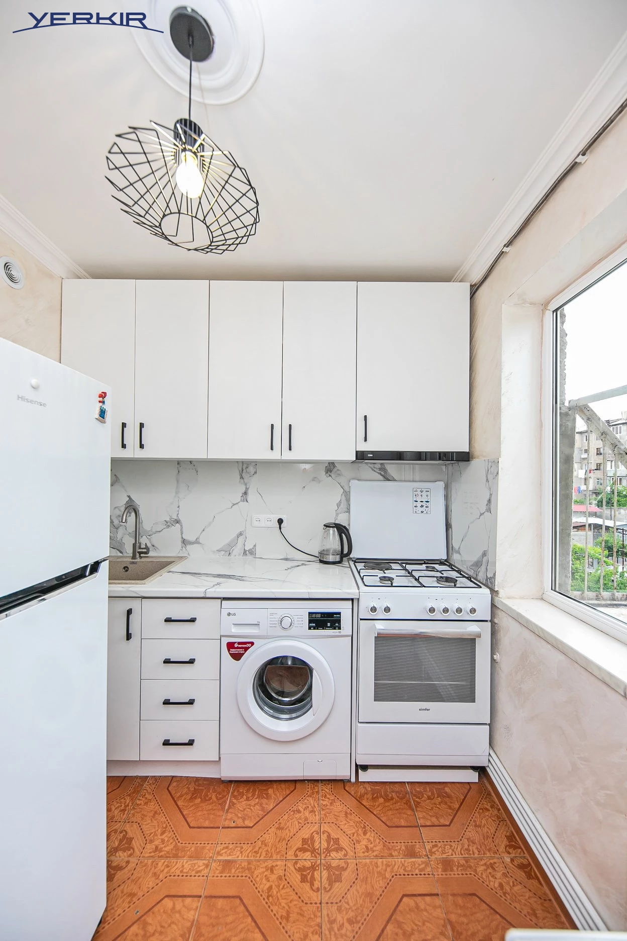 Apartments Code: 9+3737273