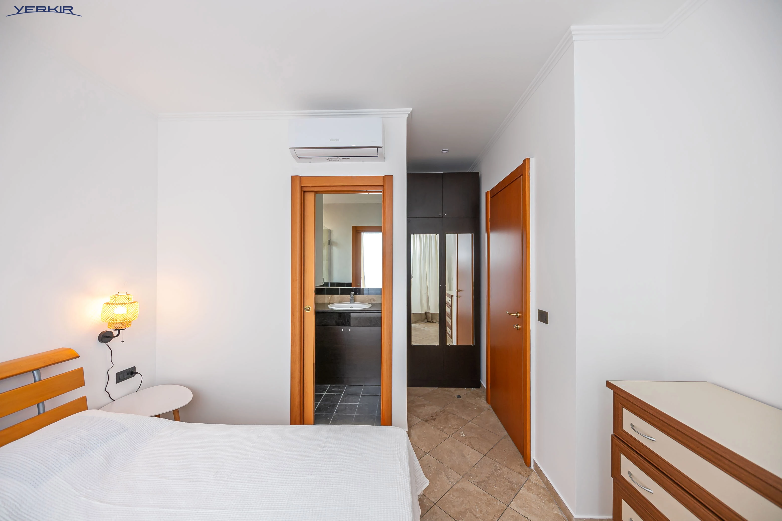 Apartments Code: 1+320475