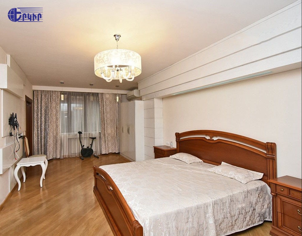 Բնակարաններ Կոդ` 5+80354