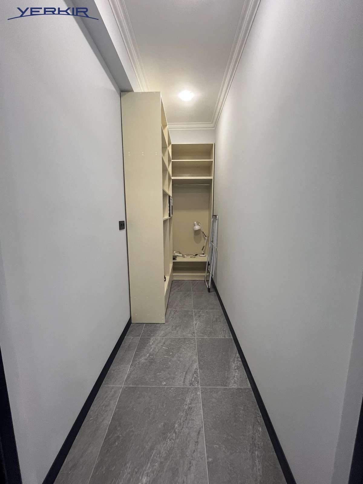 Apartments Code: 5+2400348