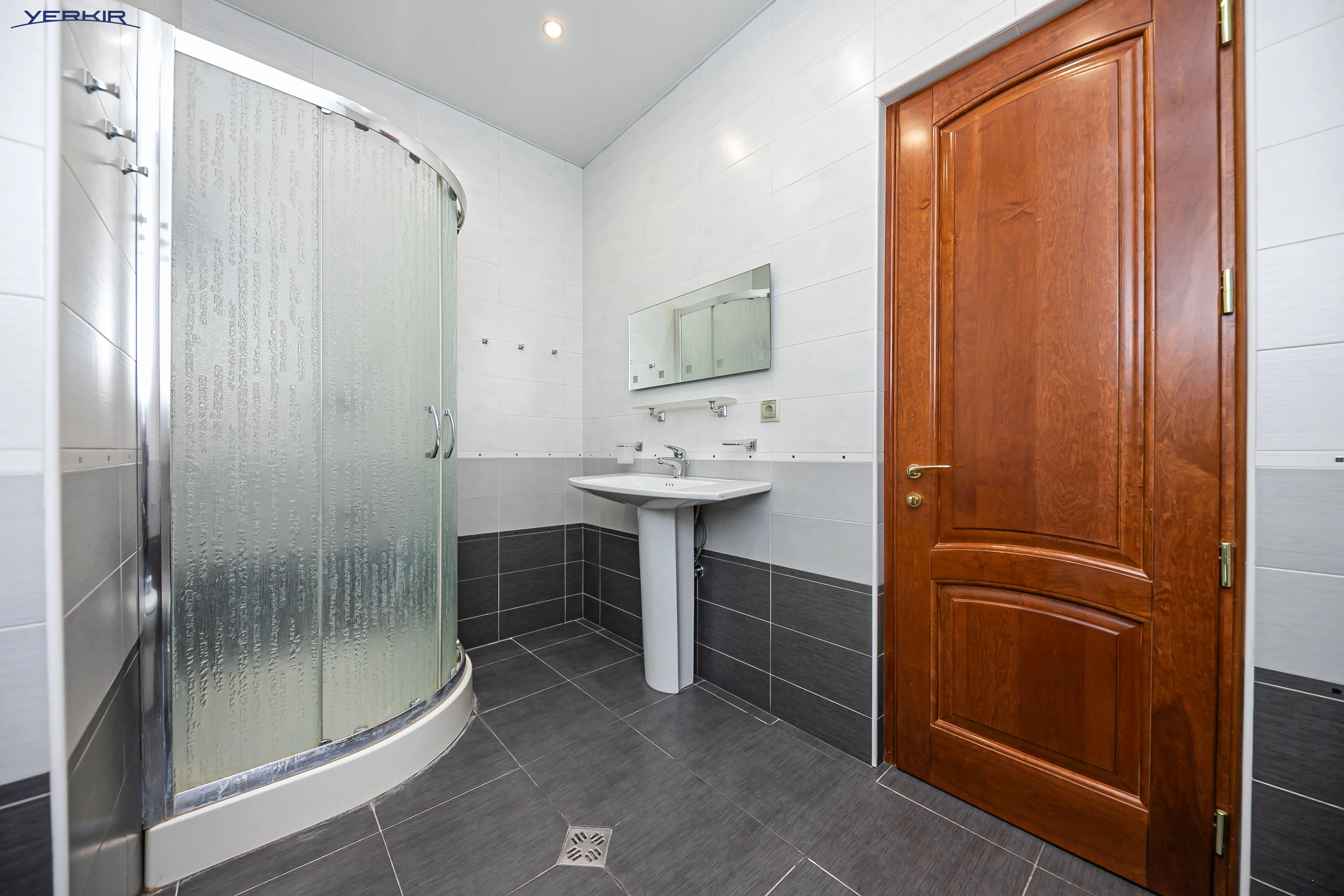 Квартиры Код 5+420265