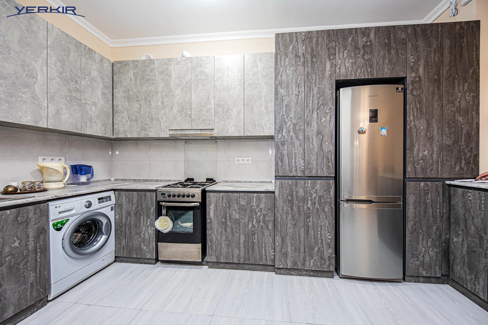 Բնակարաններ Կոդ` 5+214505