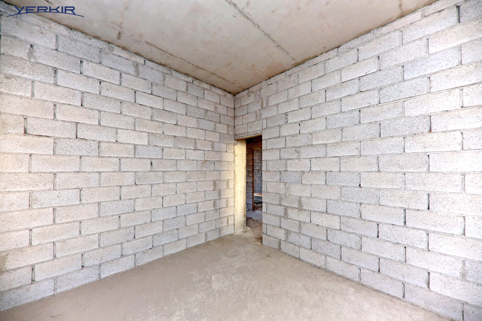 Houses Code: 3+513795