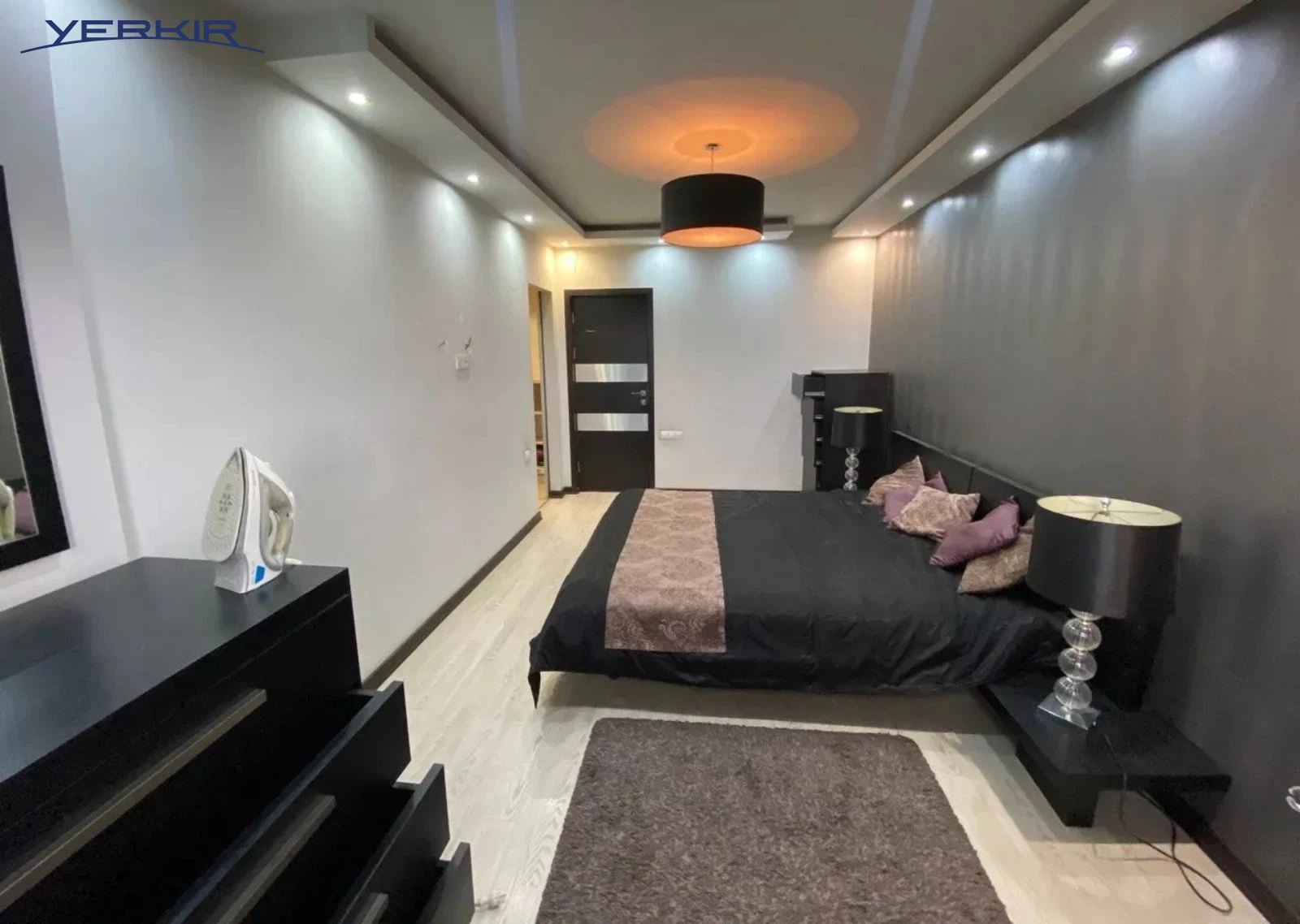 Բնակարաններ Կոդ` 9+30312