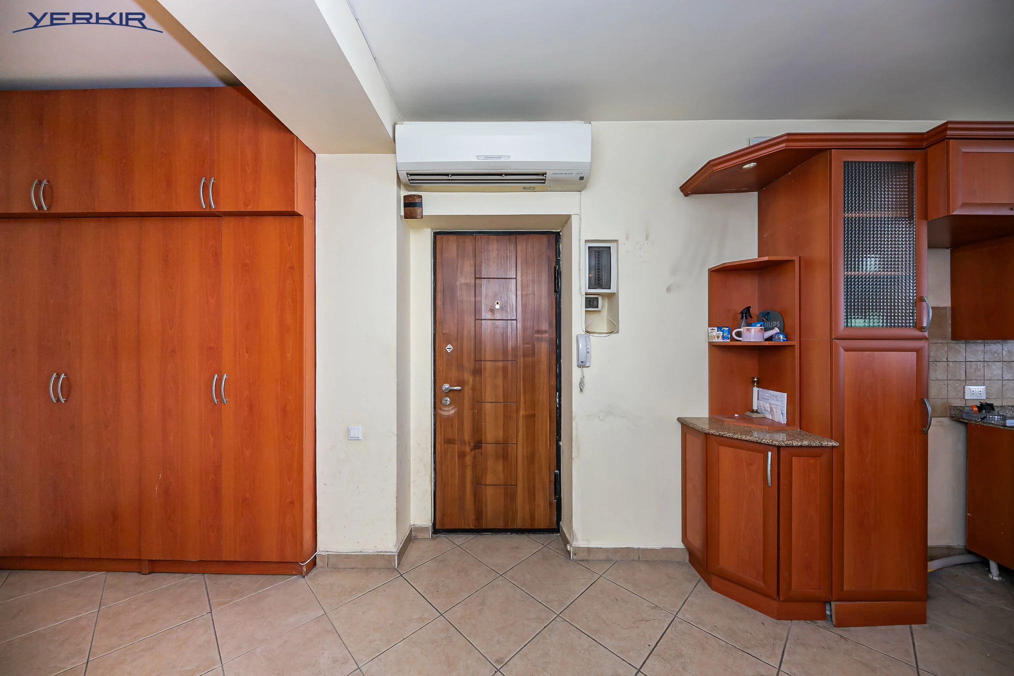 Apartments Code: 5+819431