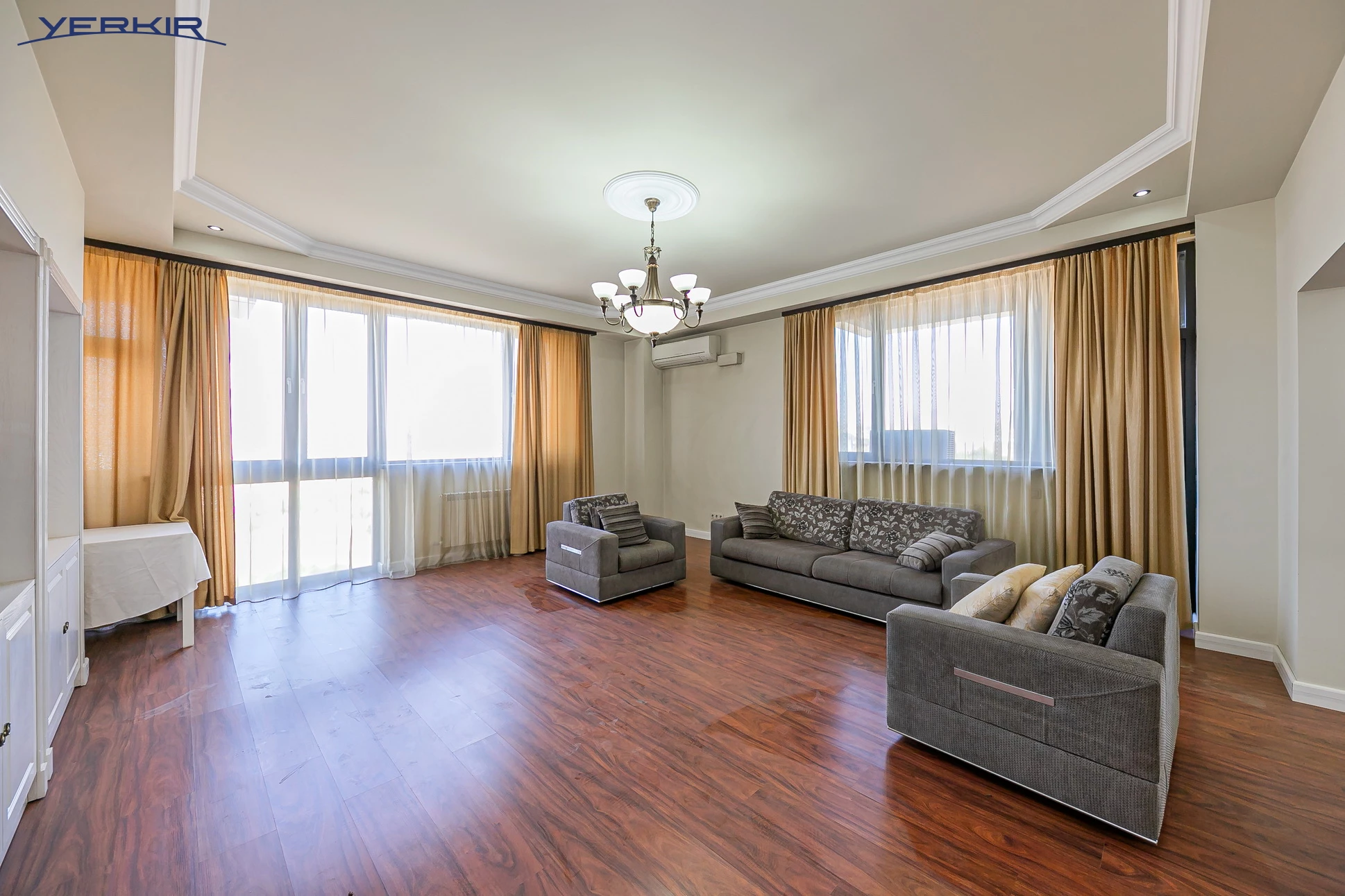 Բնակարաններ Կոդ` 10+419453