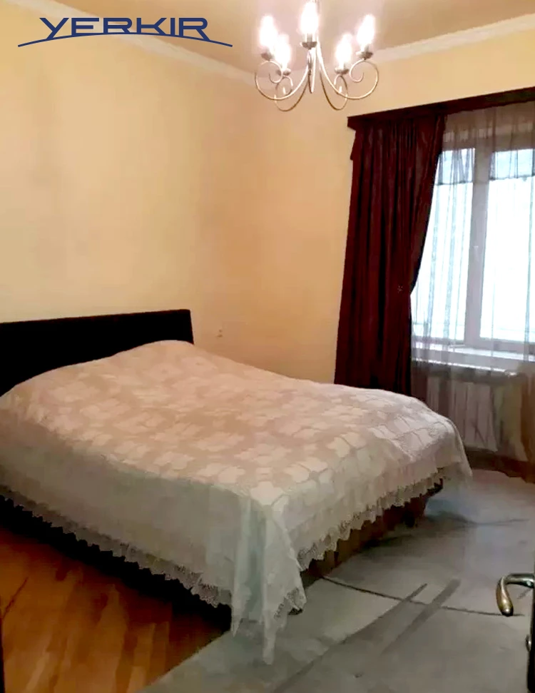 Առանձնատներ Կոդ` 9+50009-dp48