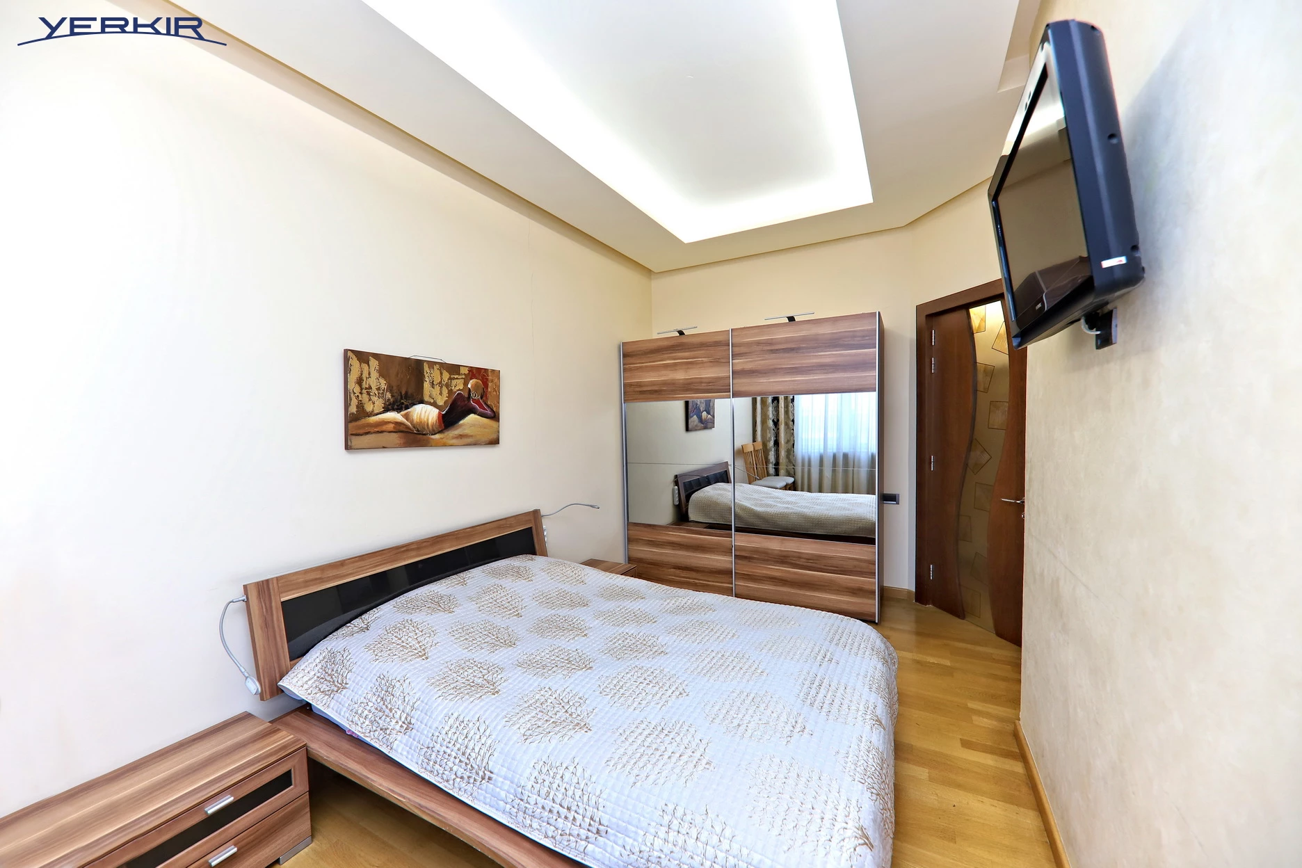 Apartments Code: 1+8347796