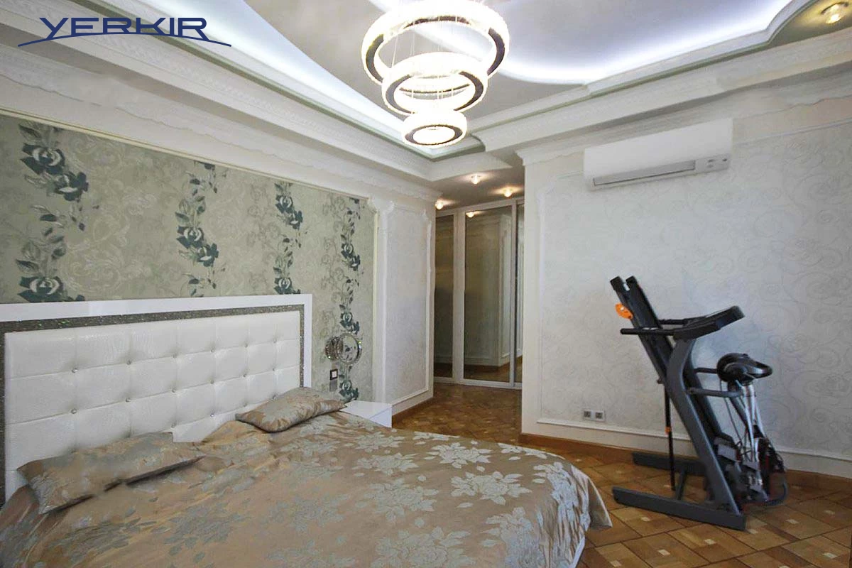 Բնակարաններ Կոդ` 5+40325