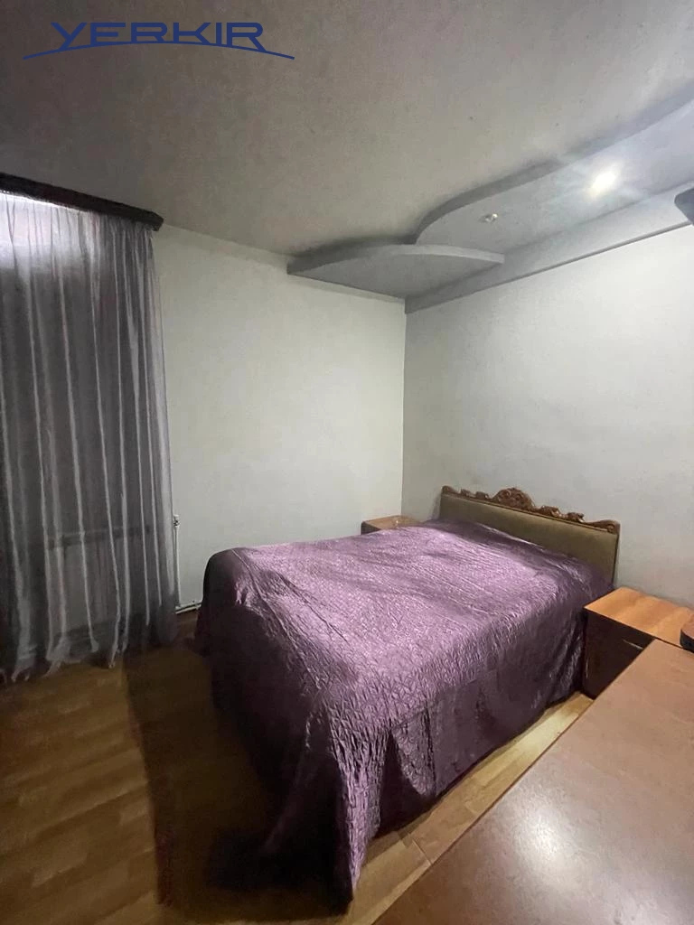 Առանձնատներ Կոդ` 5+513867