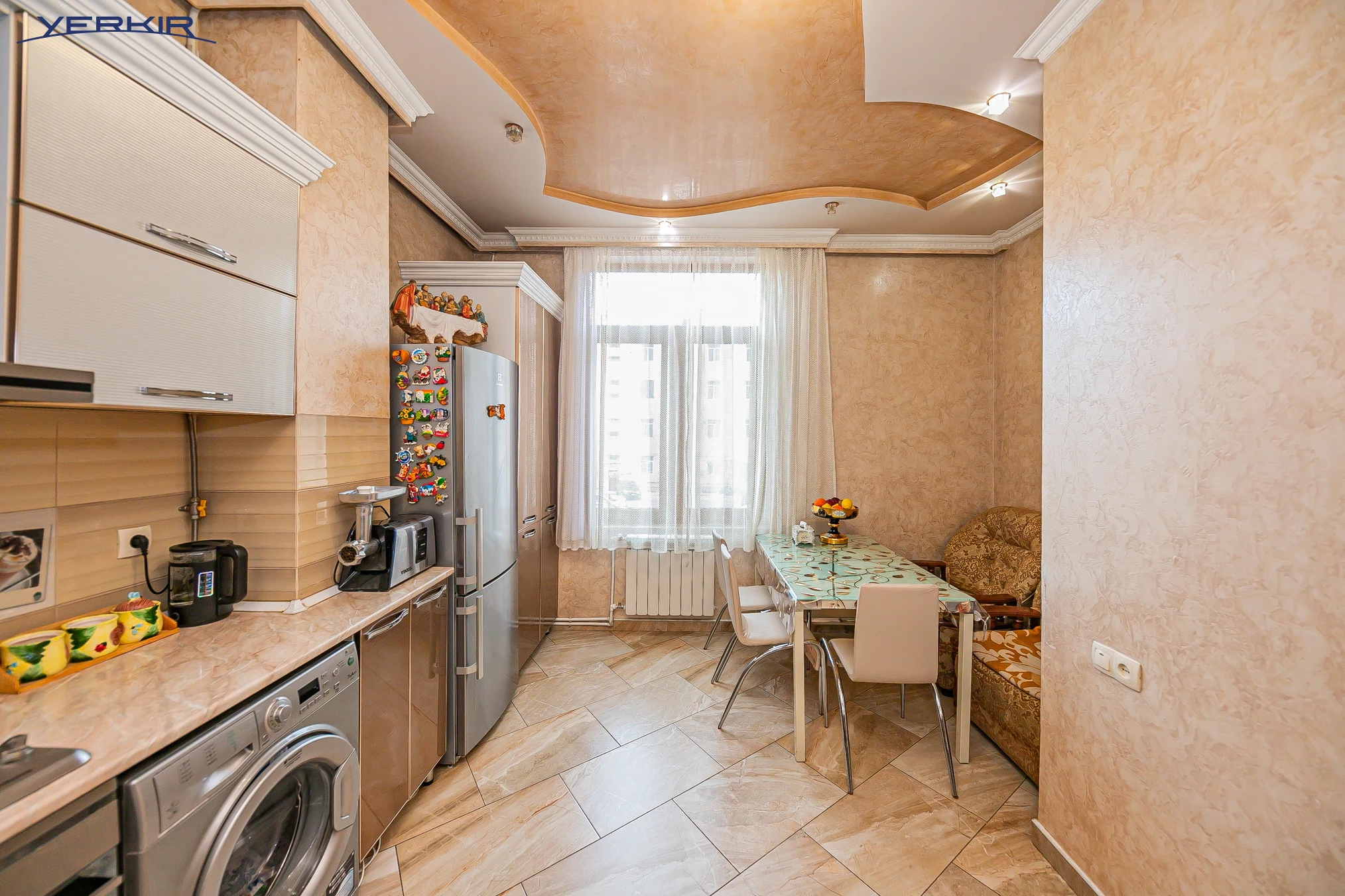 Apartments Code: 5+317049