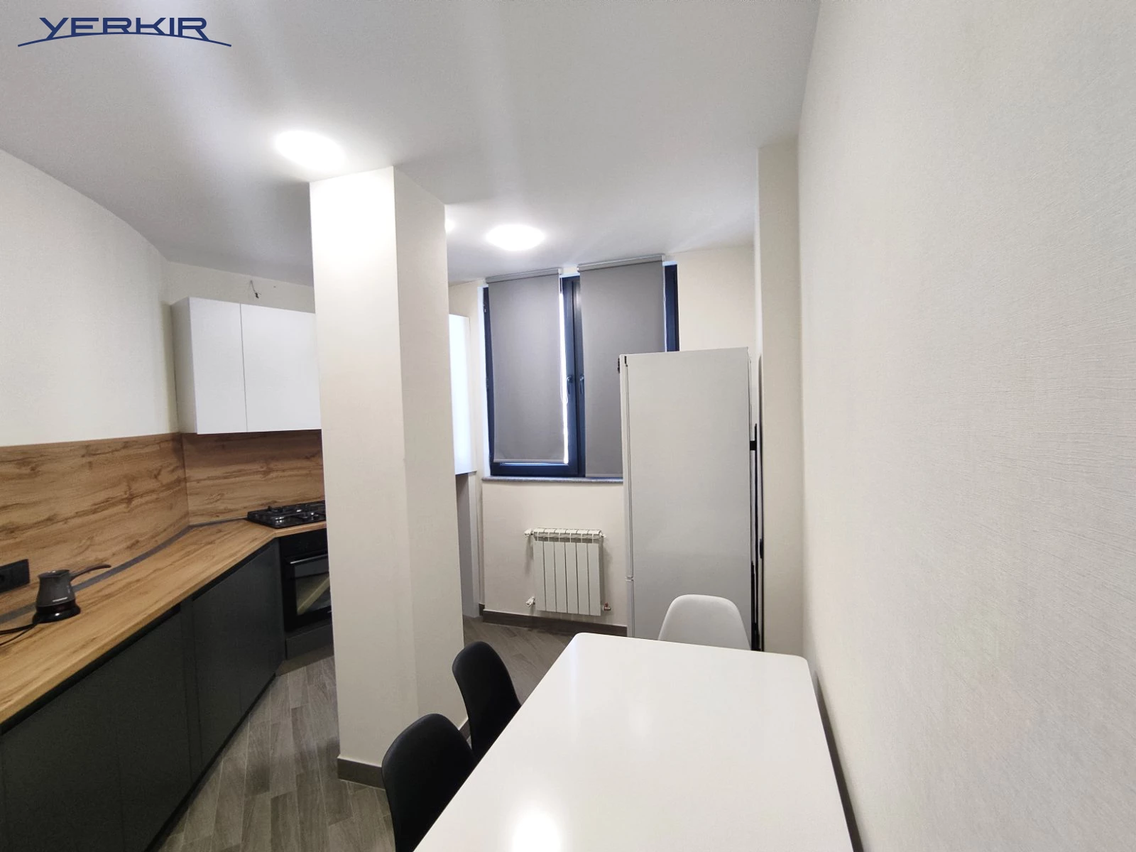 Բնակարաններ Կոդ` 9+216336